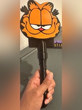 Tap & Pay Garfield Wand